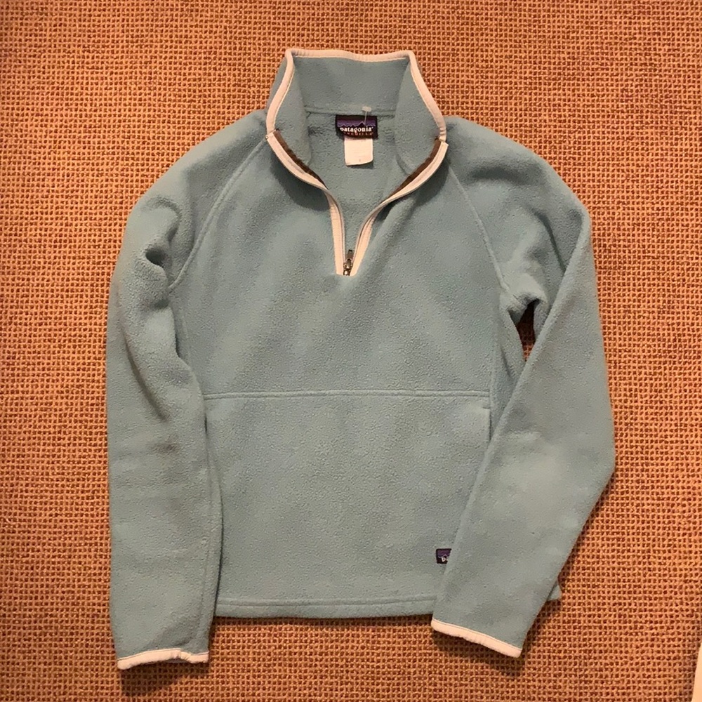 Patagonia women’s small Synchilla fleece